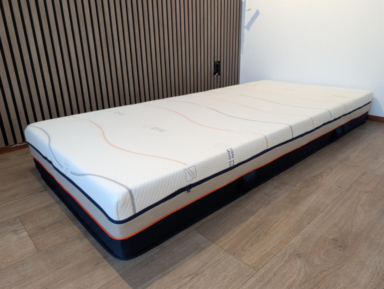 M Line Iconic Star 4 matras