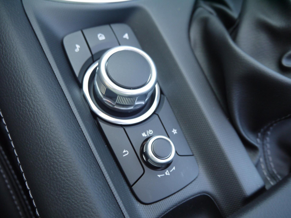 Mazda Mx-5 1.5 skyactiv-g 132 exclusive-line