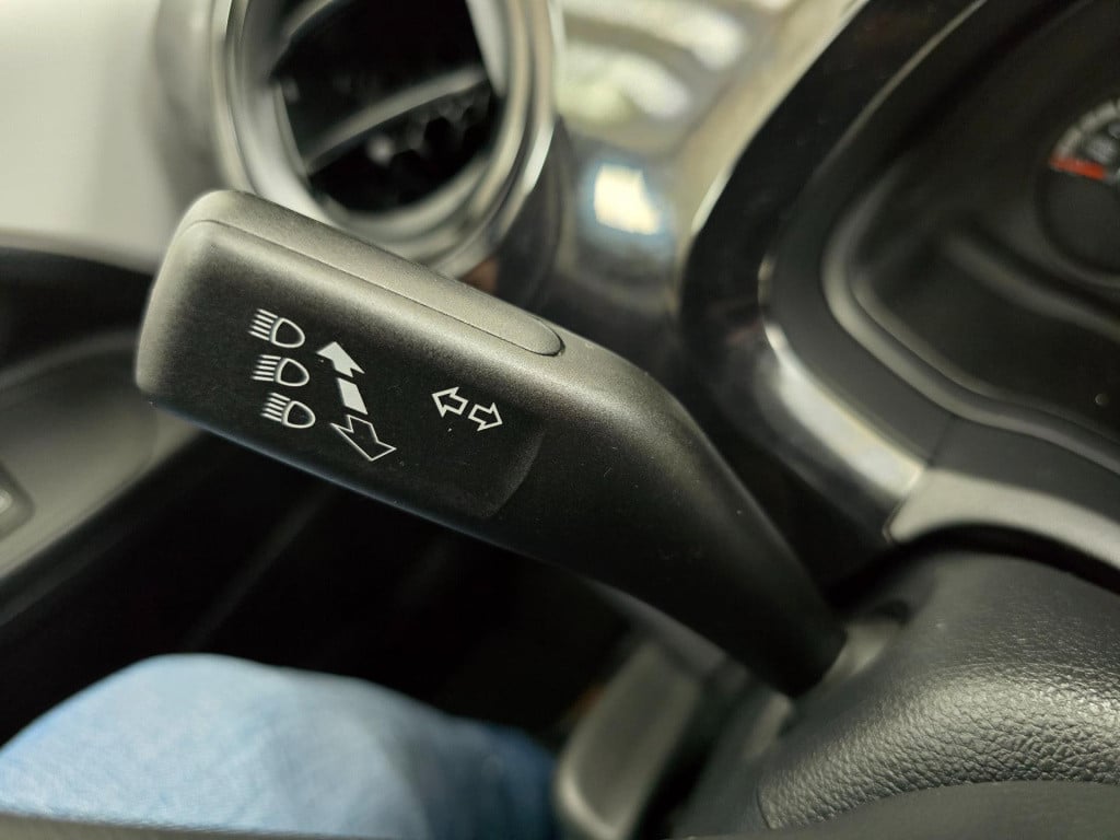 Volkswagen UP! occasion 1.0 bluemotion extra zuinig! | tweedehands volkswag