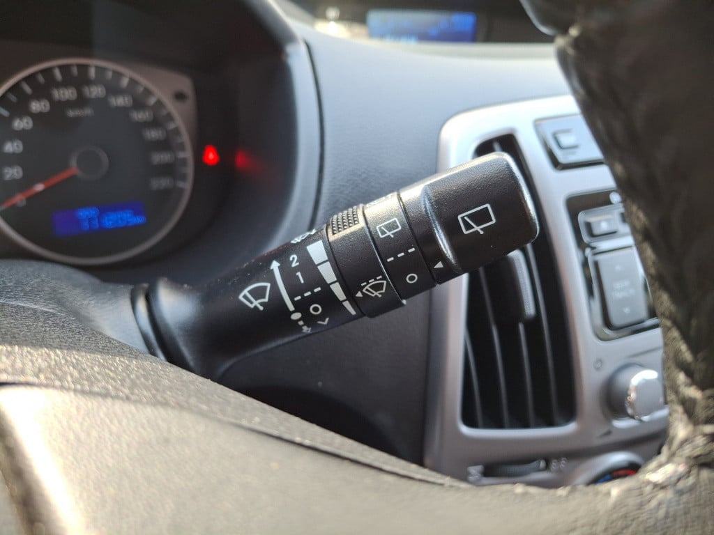 Hyundai I 20 1.2 hp i-motion 5-deurs | airco | trekhaak