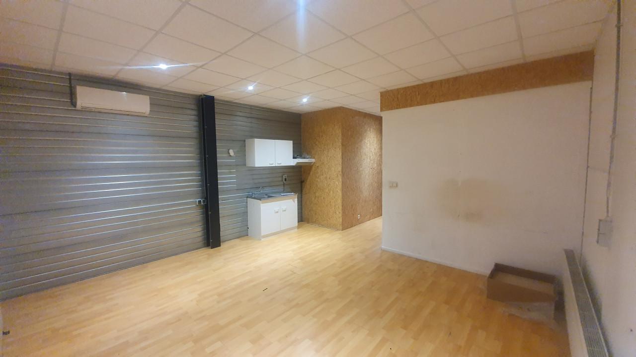 TE HUUR! Nette hoekunit 126m2 per 1 oktober. Middelburg!
