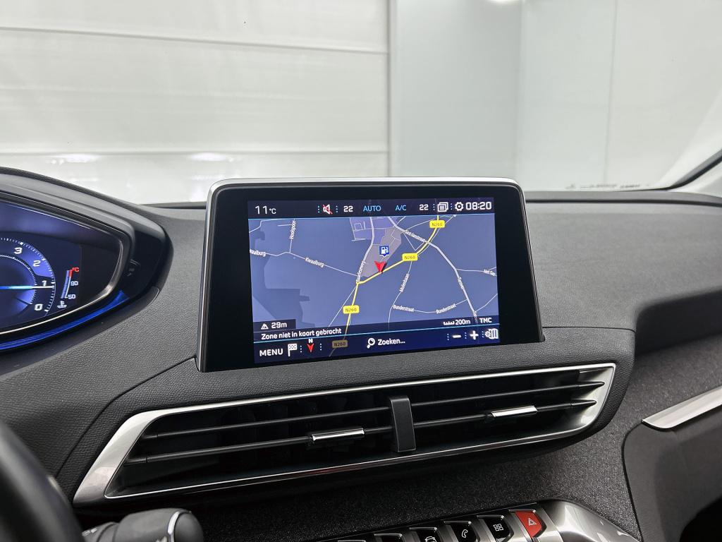 Peugeot 3008 130 pk allure | rijklaar | trekhaak | elektrische achterklep |