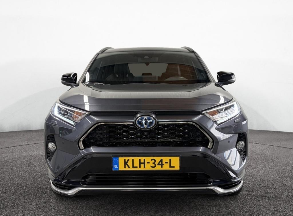 Toyota Rav4 2.5 plug-in hybrid awd executive bi-tone| 360camera| jbl| adap.