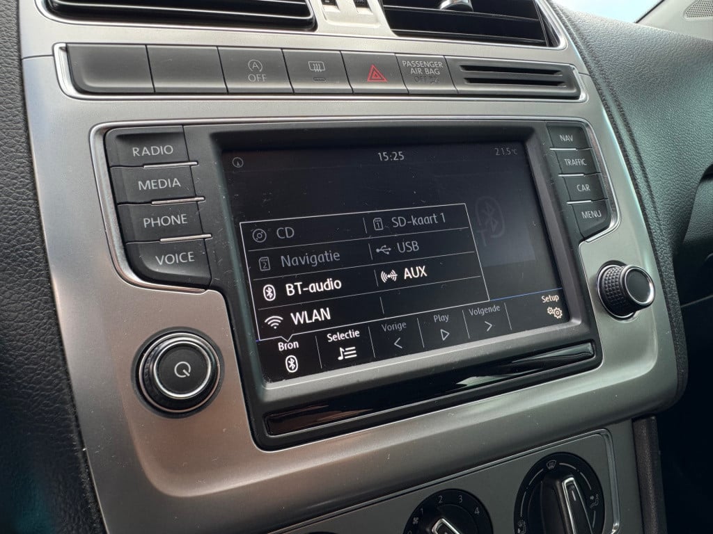 Volkswagen Polo 1.0 bluemotion * cruise control * navigatie * nap