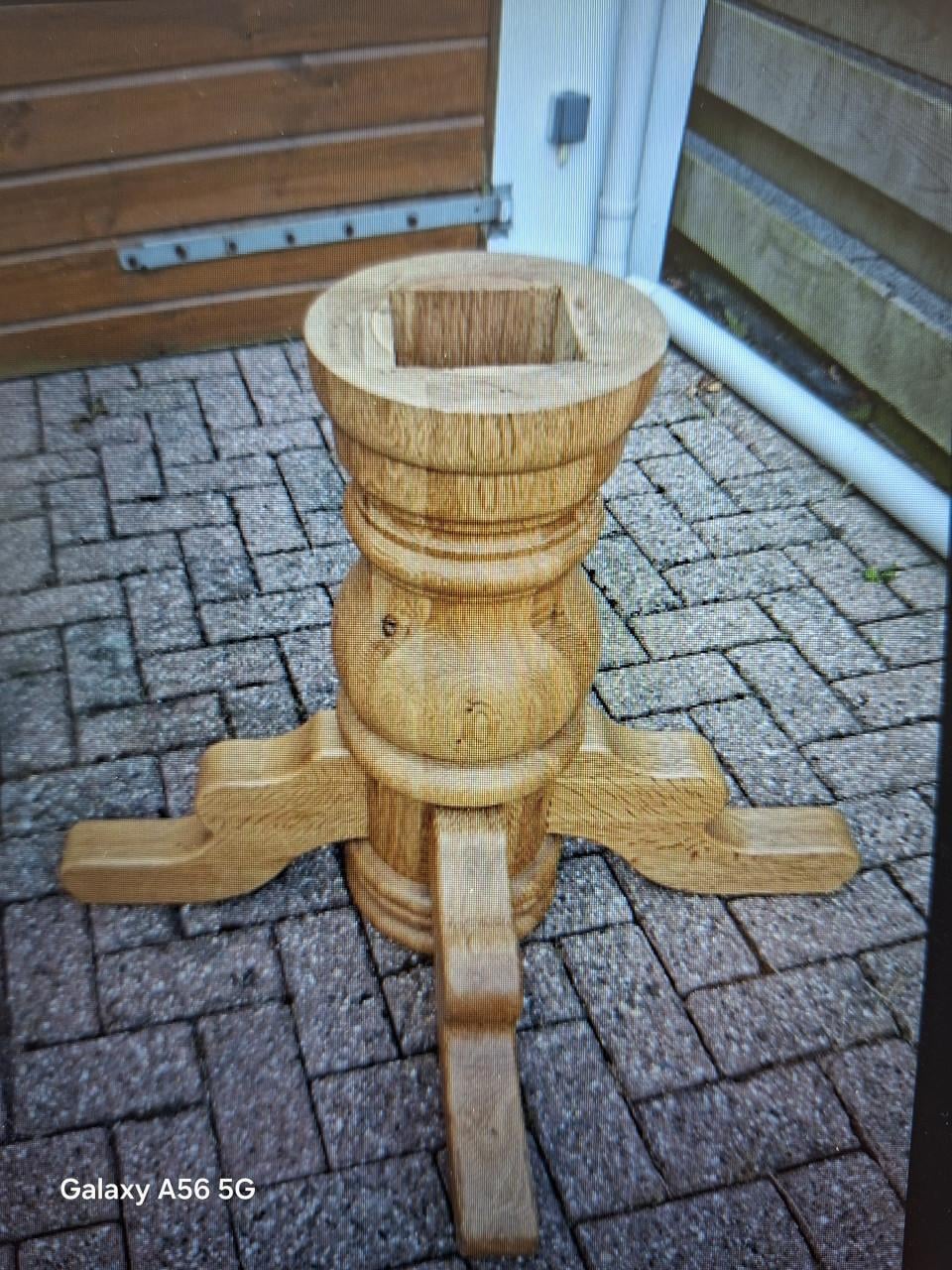 Massief  eiken  eettafel