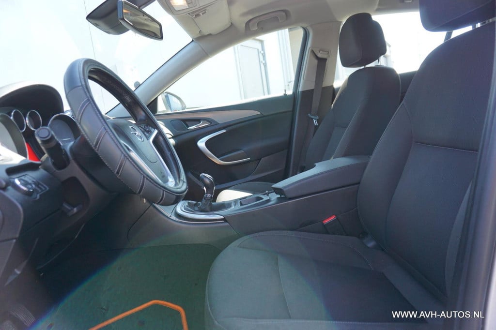 Opel Insignia sports tourer 1.6 t edition