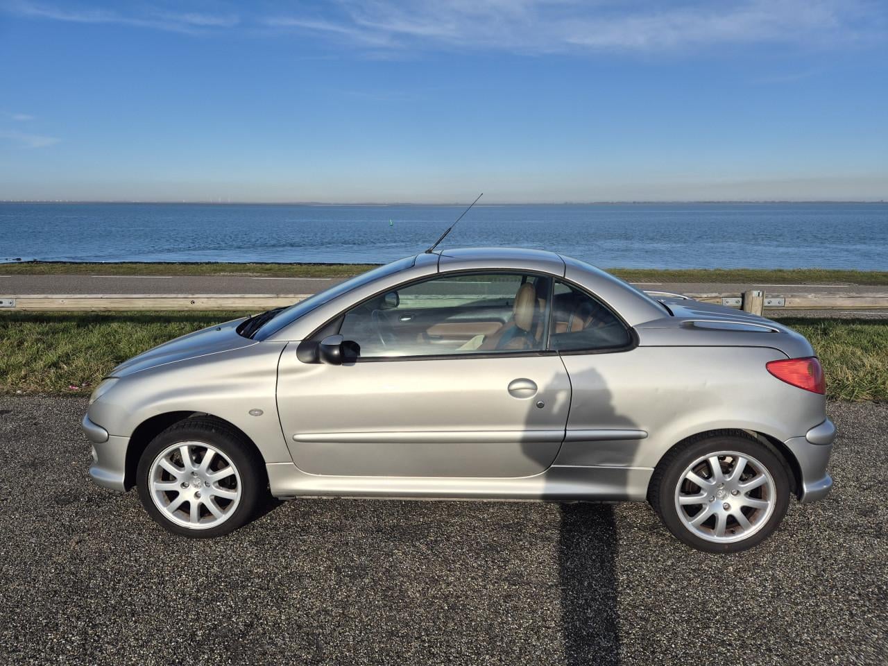 Peugeot 206 CC 1.6-16V Cabrio