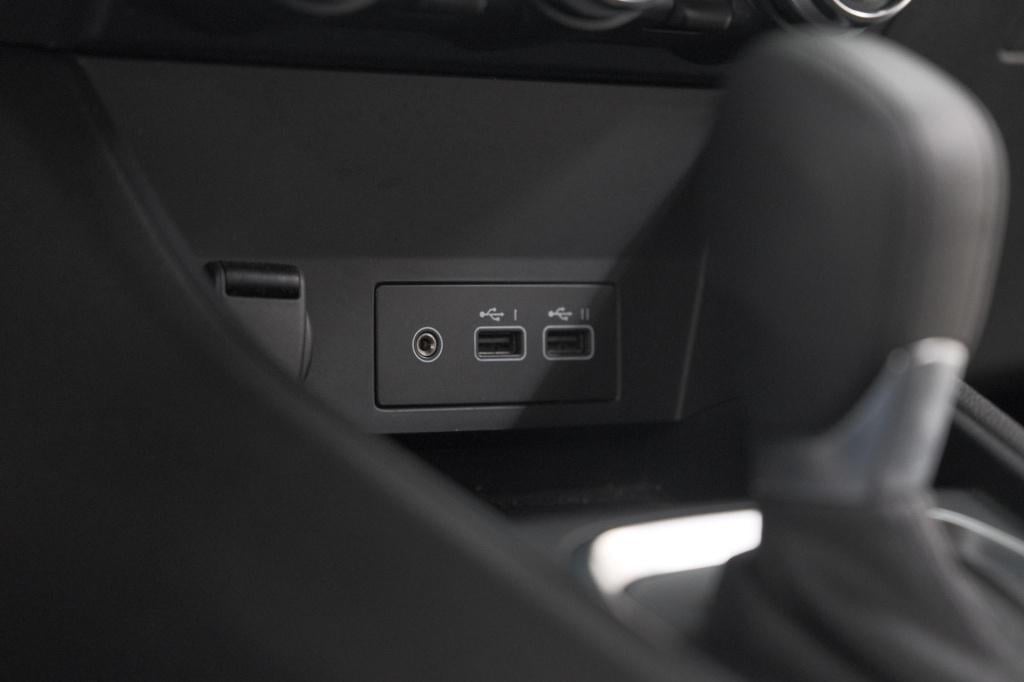 Renault Captur 1.6 e-tech full hybrid 145 techno | pack full screen | camer