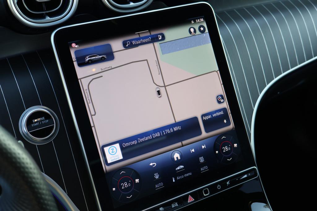 Mercedes-Benz Glc 300e 4matic amg line l techniek pakket l luchtvering l pa