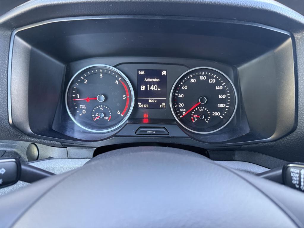 Volkswagen Crafter 35 2.0 tdi 140pk l3h3 | pdc | airco | trekhaak 3t