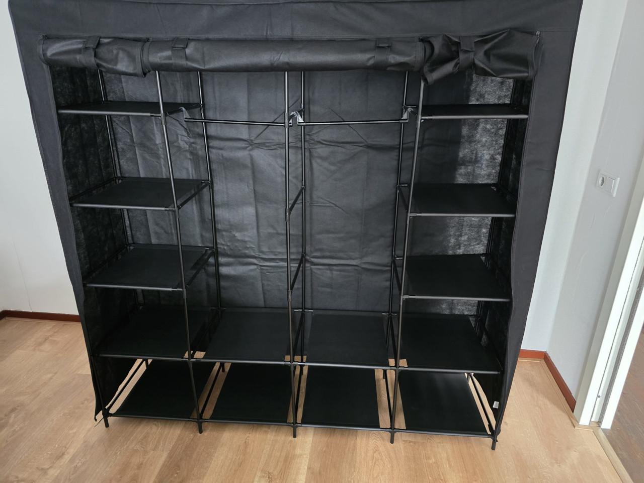 Demontabele grote camping kledingkast