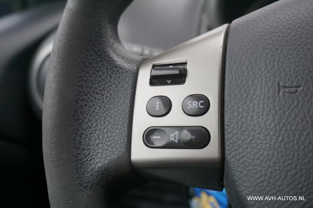 Nissan Note 1.6 first note