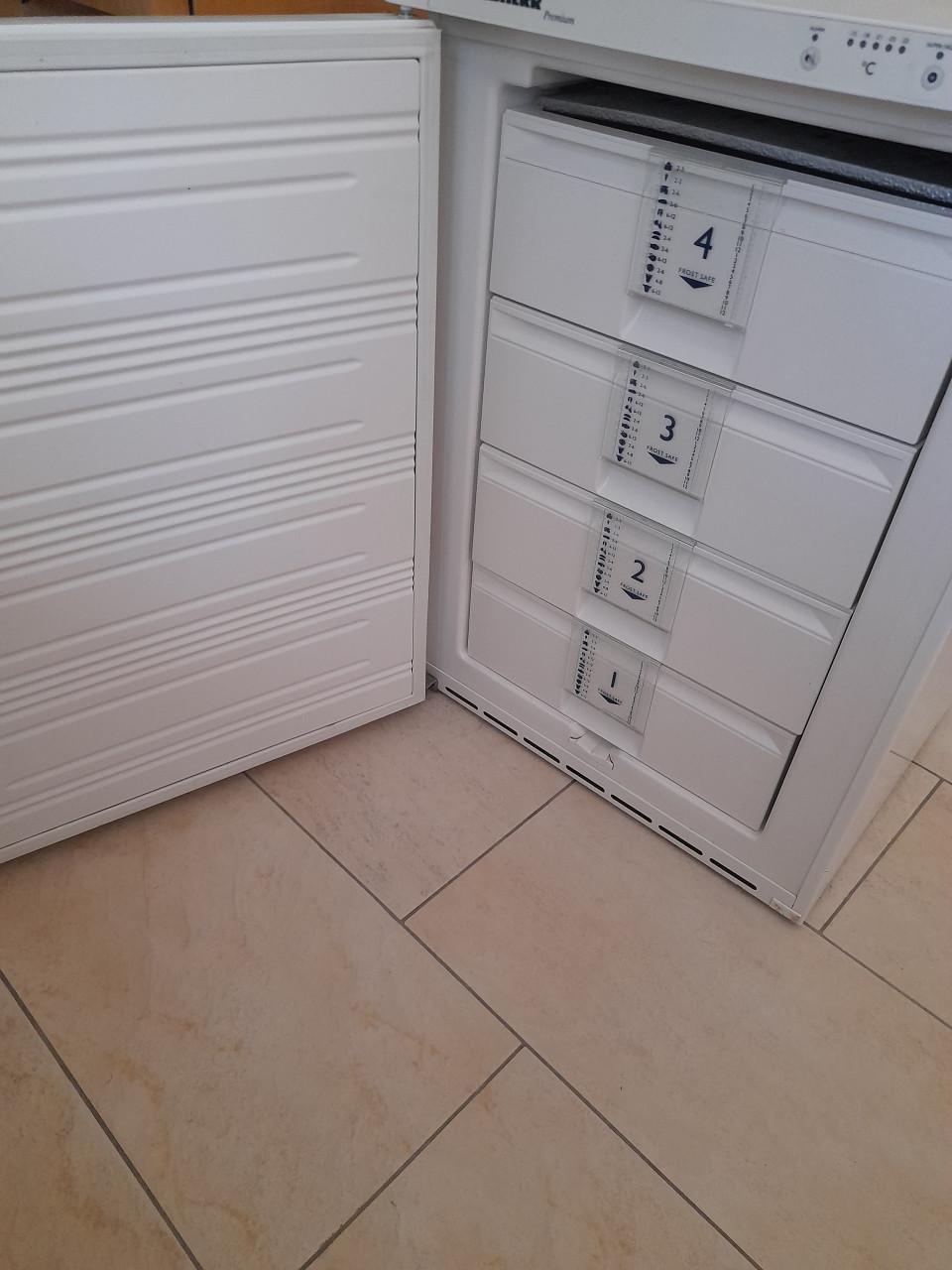 Liebherr premium vriezer (tafel model ) in goede staat !