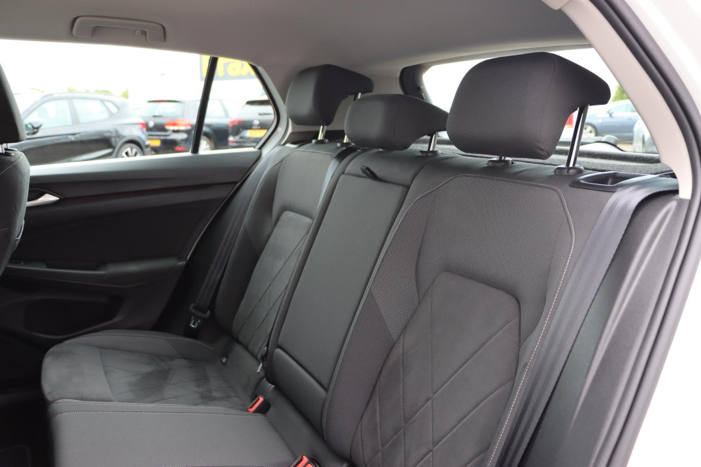 Volkswagen Golf 1.4 ehybrid style 204pk dsg6