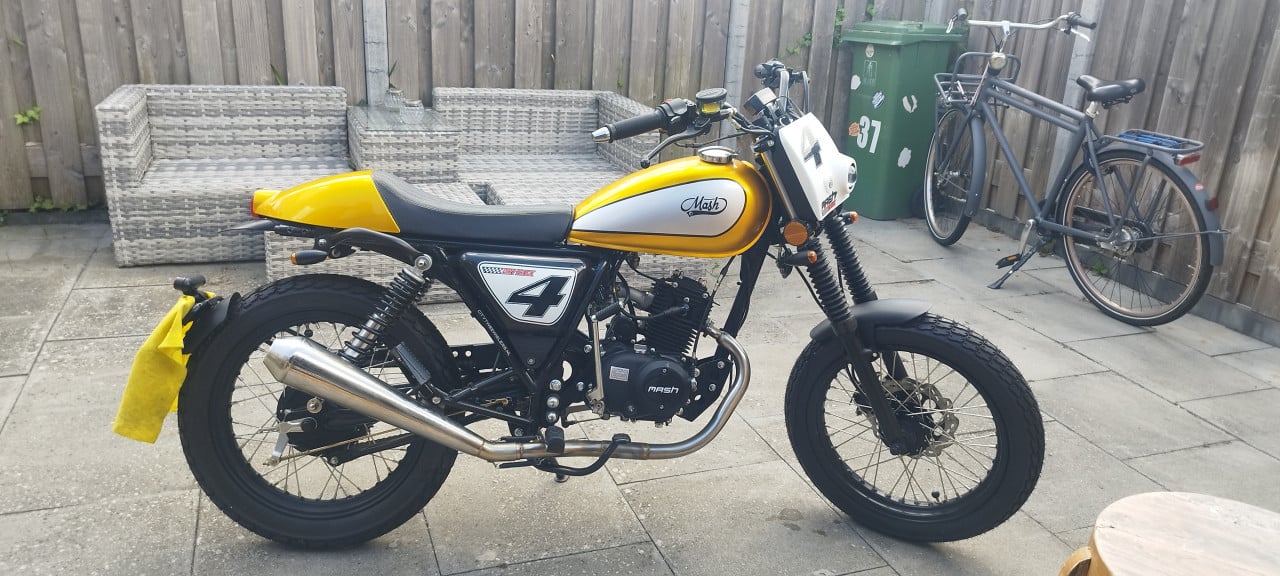 Te koop: Mash Dirt track 50 met 51 km op de teller