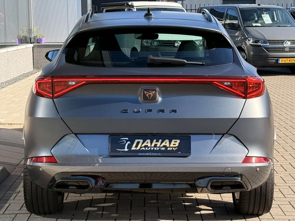 Cupra Formentor 1.5 tsi | beats | acc | achteruitrijcamera | stuur / stoelv