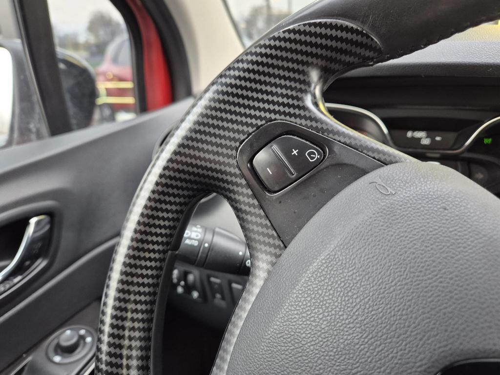 Renault Captur tce 120 xmod x-mod, all season banden, camera, trekhaak, sto