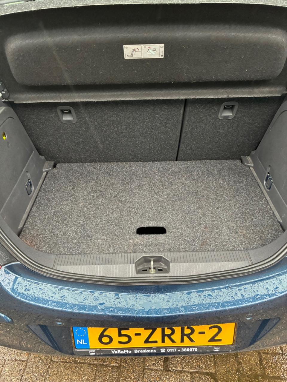 Opel Corsa 1.4-16v cosmo