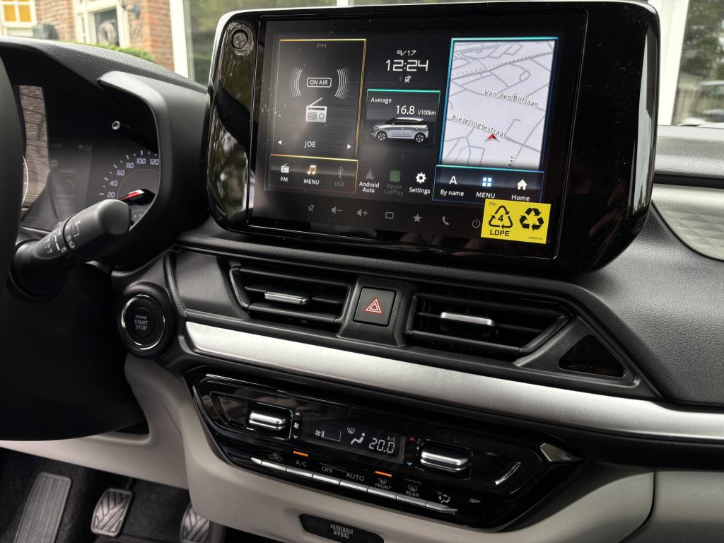 Suzuki Swift 1.2 style smart hybrid