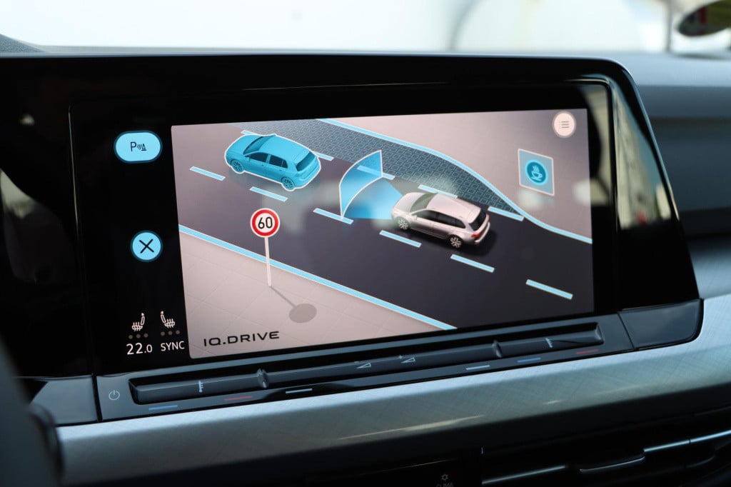 Volkswagen Golf variant 1.0 etsi life 110pk dsg7
