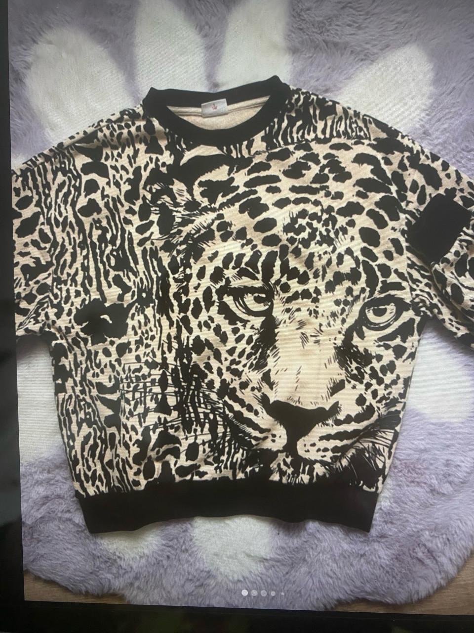 Kindersweater zgan maat 140 lekker dik voor de winter