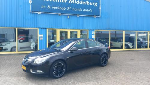 Opel Insignia 2.0 T Cosmo 4x4 220pk sedan 2008 airco leer 19inch i.z.g.st