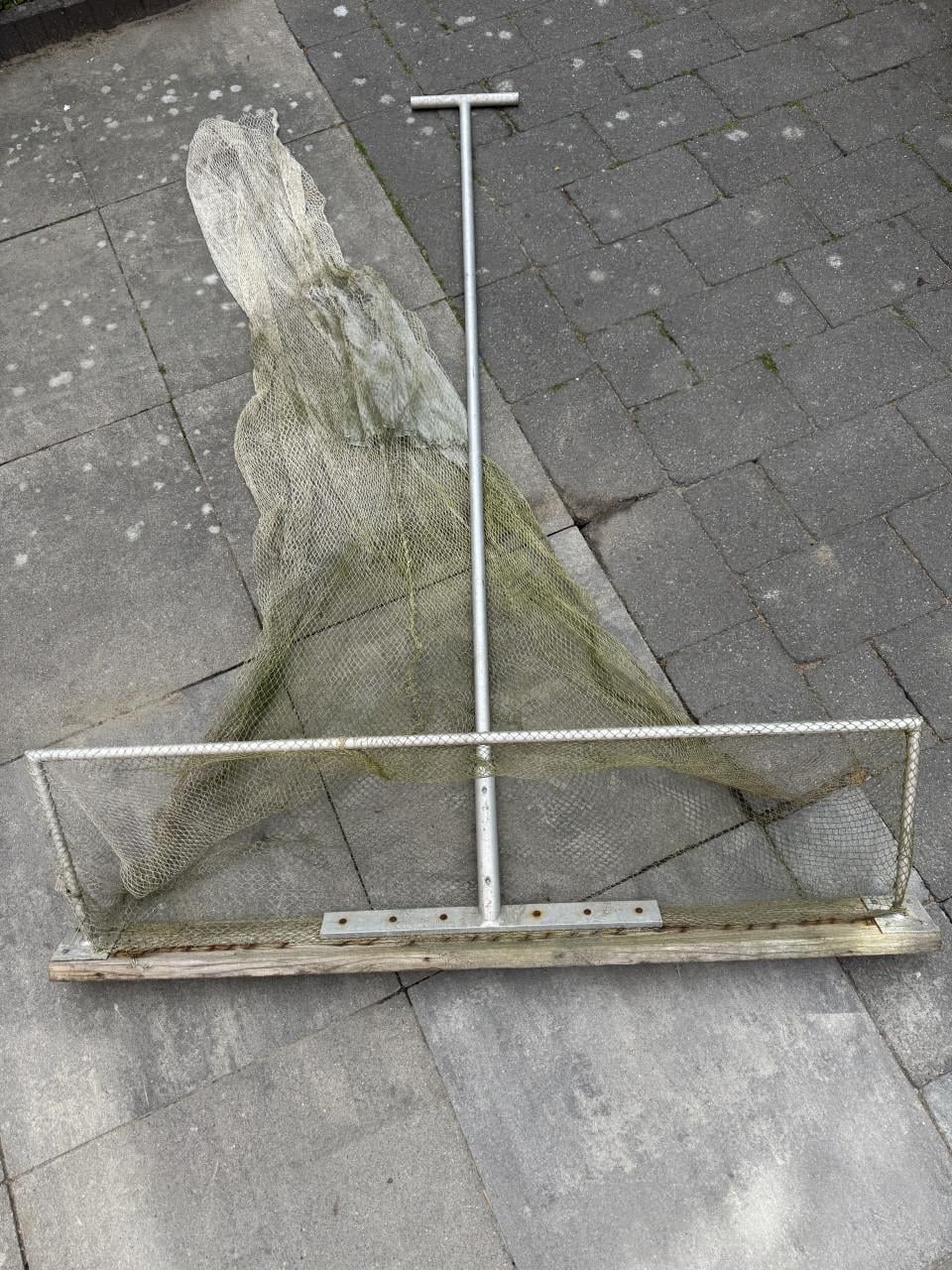 Garnalennet met duwstang