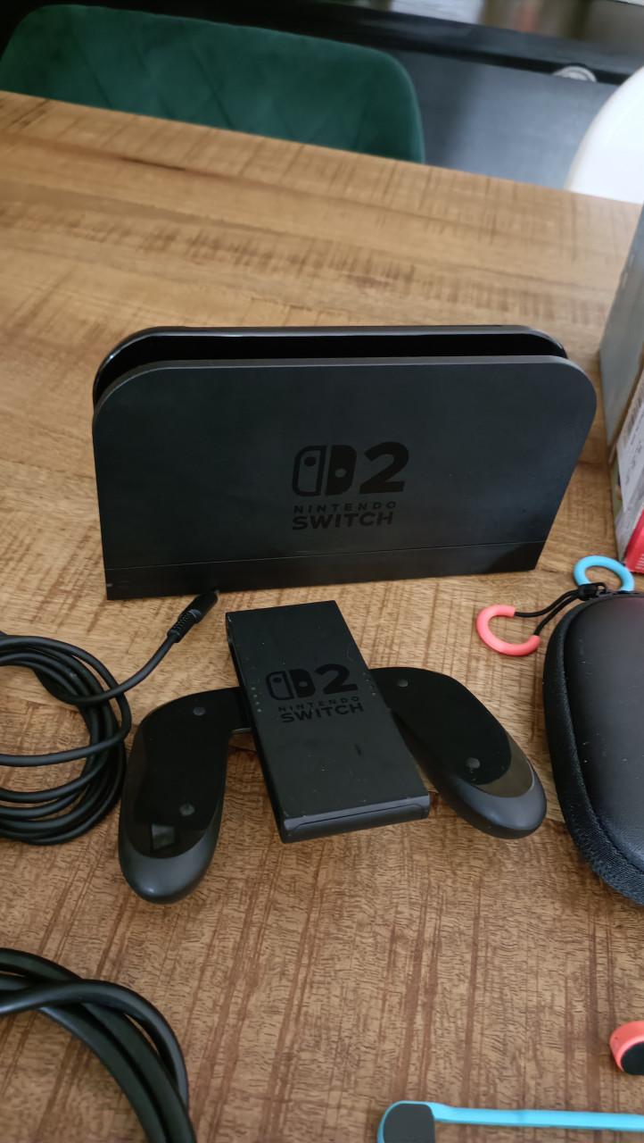 Nintendo switch 2 met garantie 4 mnd oud