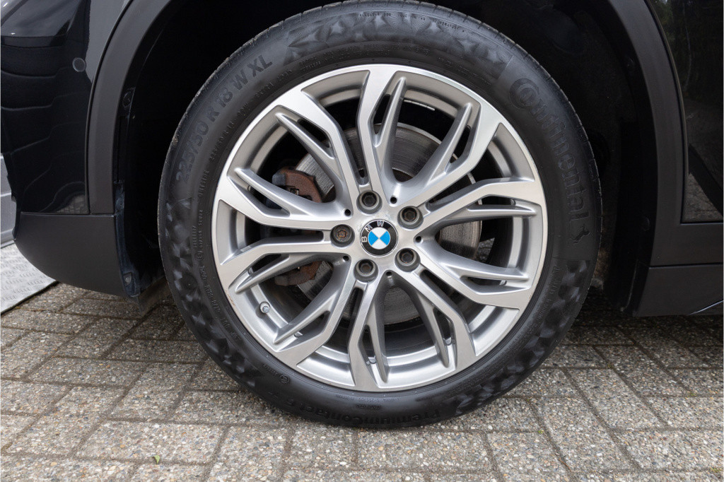 BMW X1 xdrive25e sport line ✅pano✅navipro✅sportstoelen