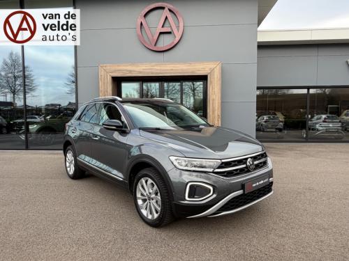 Volkswagen T-roc 1.5 tsi 150pk dsg style | trekhaak | navi | iq light | ada
