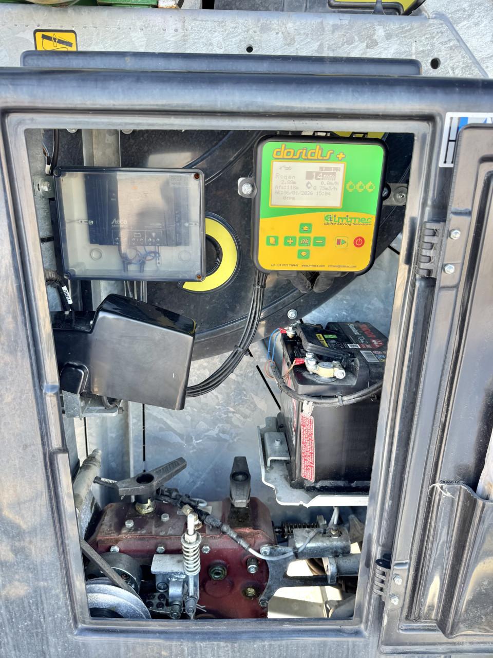 In nieuwstaat gegalvaniseerd haspel met sproeiboom + pomp 300/90