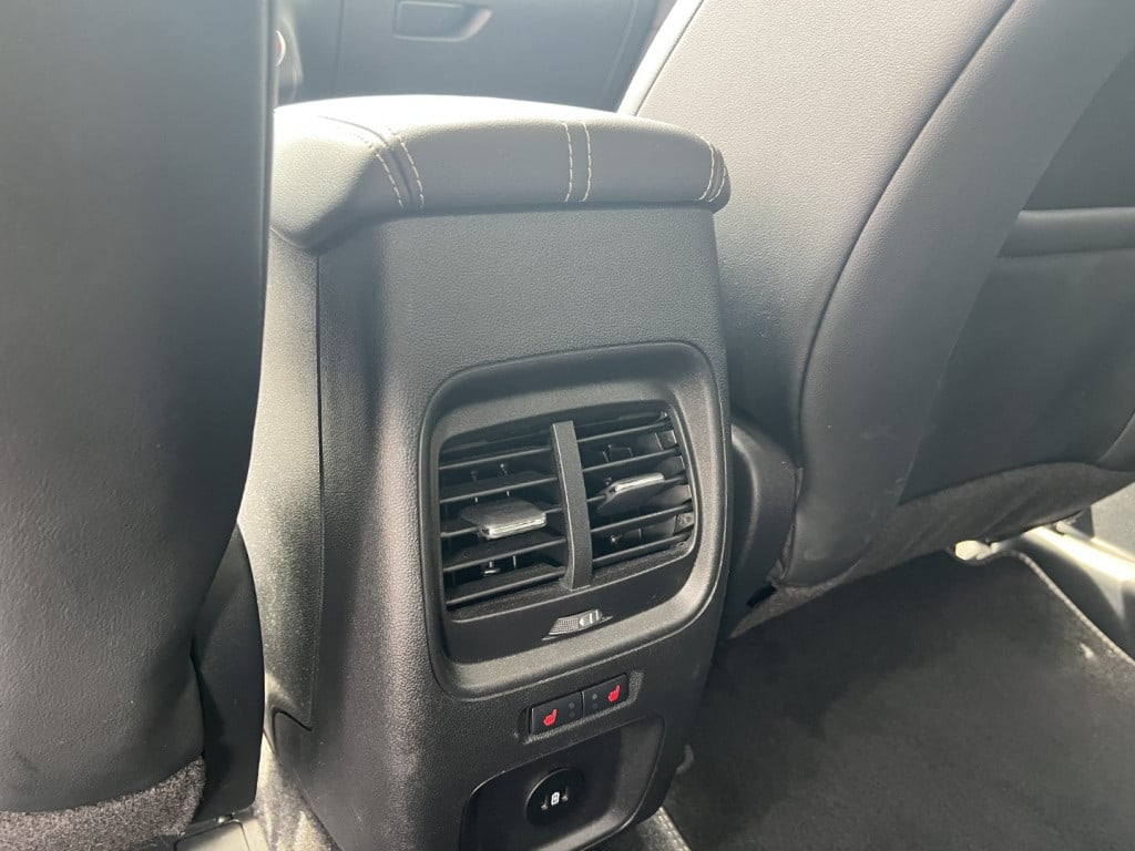 Ford Kuga 2.5 phev e-cvt 225pk vignale , winterpack , b&o , camera