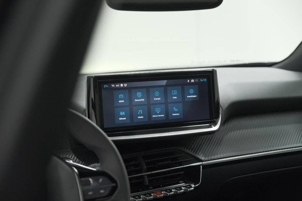 Peugeot E-2008 ev allure 54 kwh | 11 kw lader | warmtepomp | apple carplay 