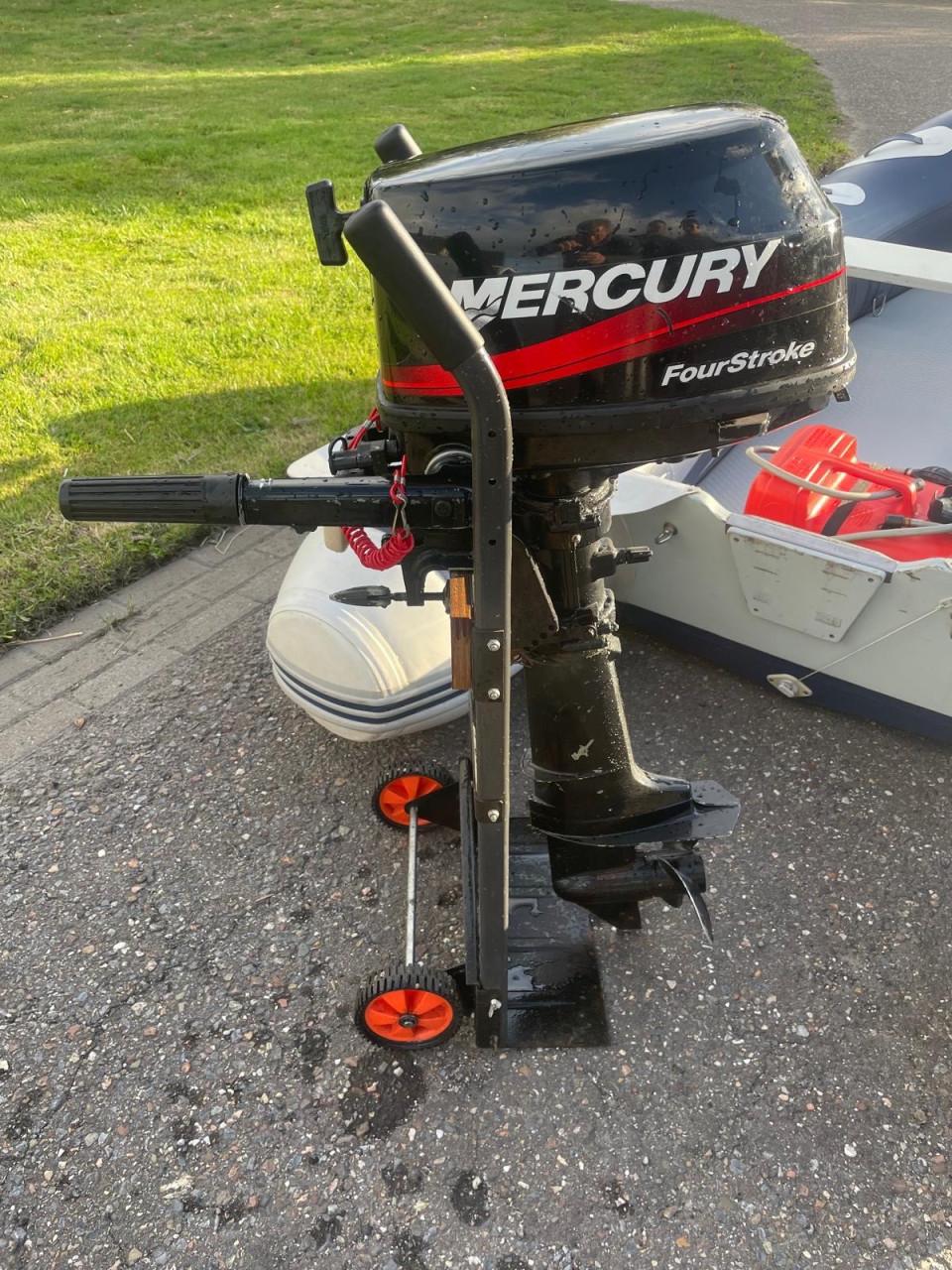 Aqua Dutchrubberboot met 5pk Mercury motor