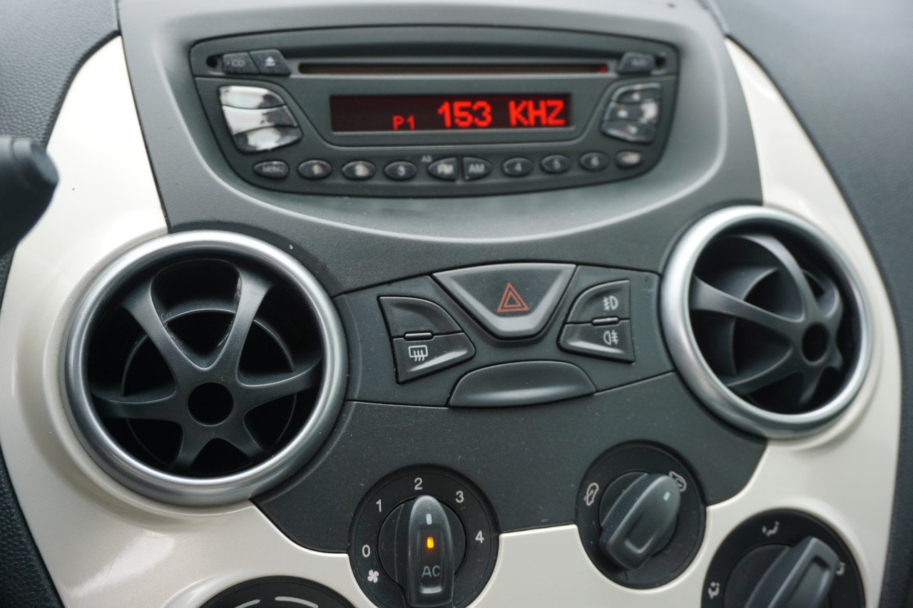 Ford Ka 1.2 Titanium - Airco / Elektr. ramen / NAP