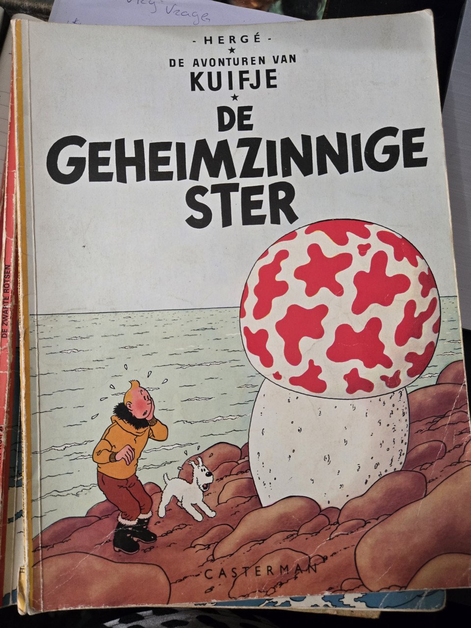 11 Stuks Kuifje stripalbums. In gelezen staat