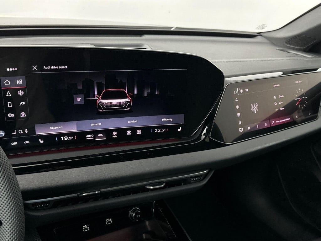 Audi A5 avant s edition 2.0 tfsi e 220 kw / 299 pk avant 7 versn