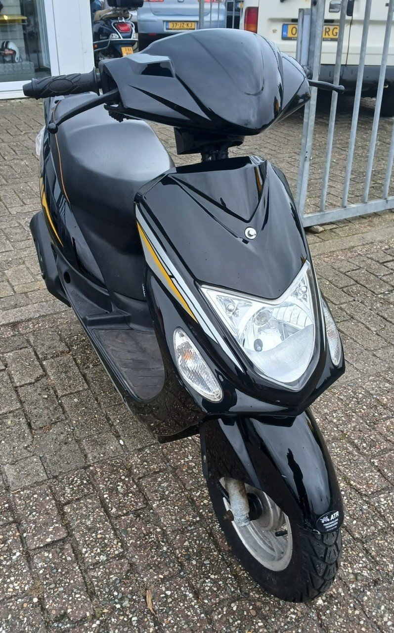 Te koop 2e handse scooter