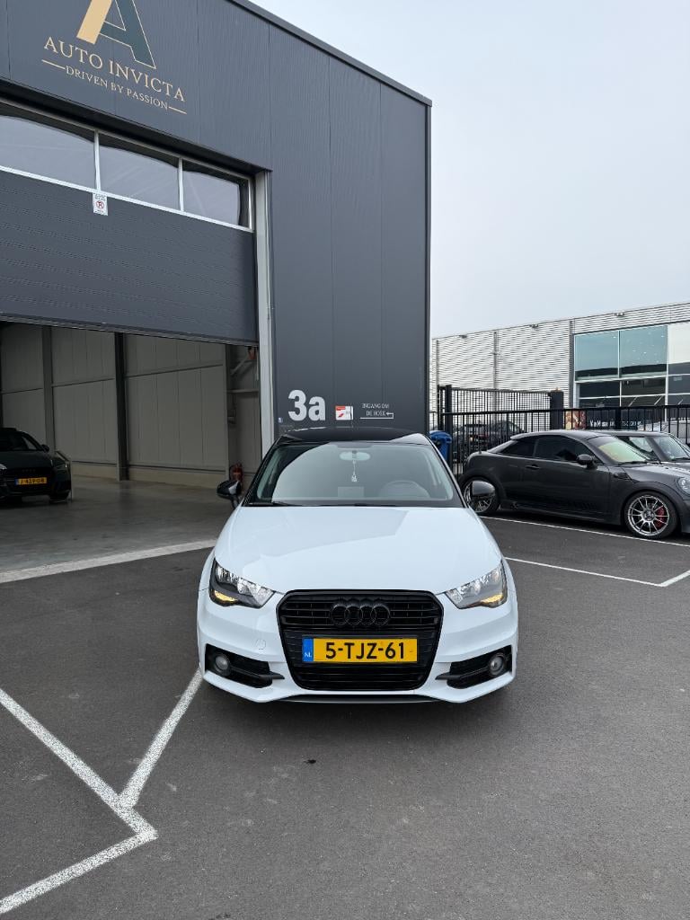 Audi A1 Sportback 1.2 tfsi admired s- line