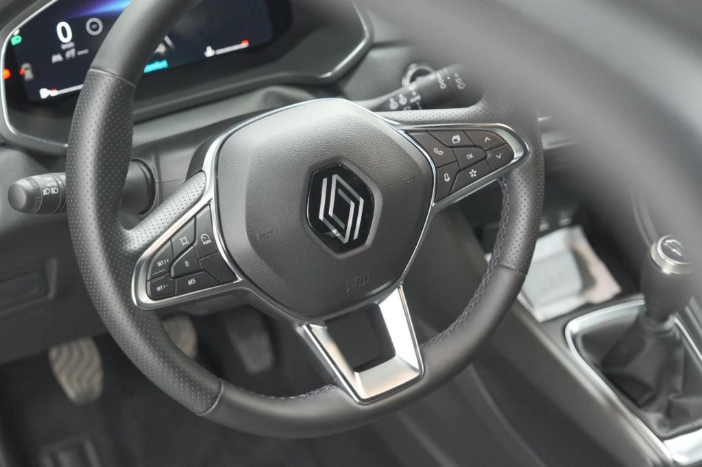Renault Captur tce 90 techno | nieuw model | camera | harman kardon | apple