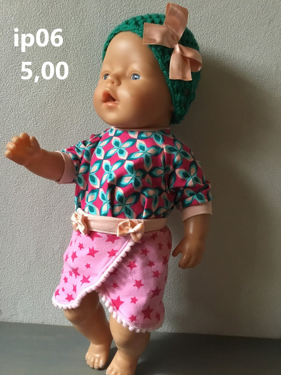 Baby born / babyborn set . Opbrengst KiKa. Poppenkleertjes.