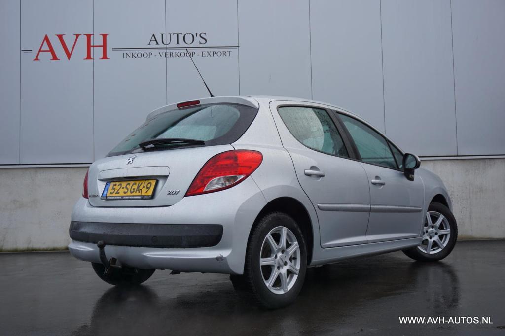 Peugeot 207 1.4 vti access