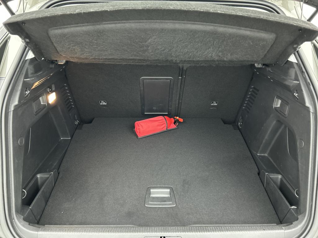 Peugeot 3008 130 pk puretech allure pack business | rijklaar |