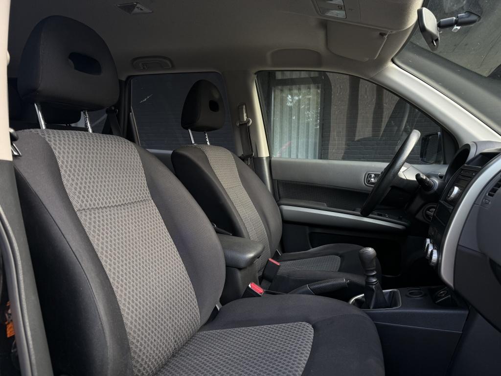 Nissan X-Trail 2.0 xe