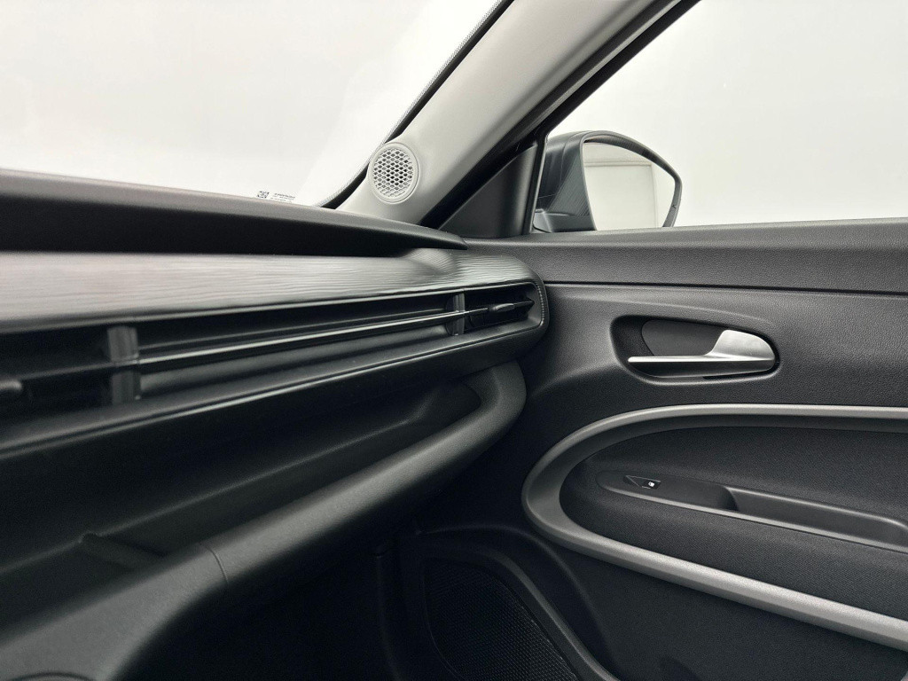 Jeep Avenger longitude 54 kwh | tech & style pack | warmtepomp | van mossel