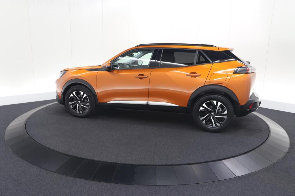Peugeot 2008 puretech 130 allure pack | trekhaak | adaptieve cruise control
