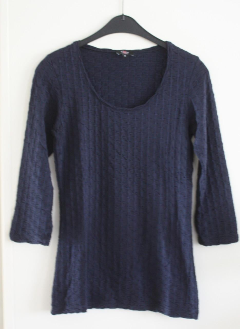 Donkerblauw shirt met struktuur  maat s