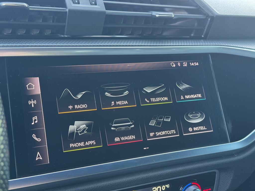 Audi Q3 sportback 35 tfsi s-line 3x * matrix led * black pack * stoelverwar