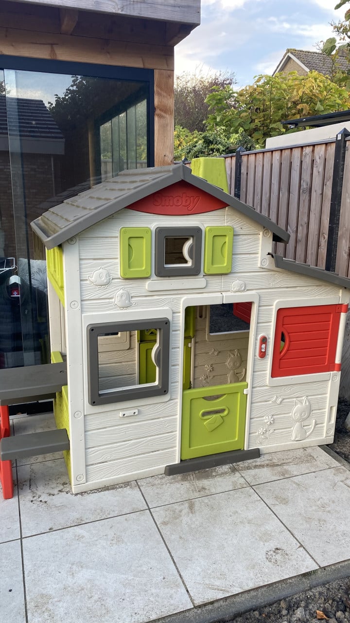Gratis speelhuisje voor in de tuin