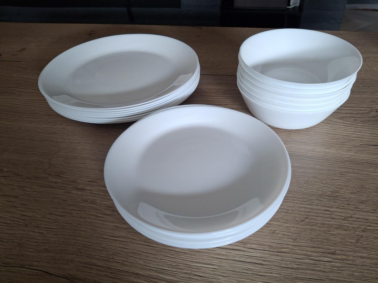 Set diner- ontbijtborden en schaaltjes